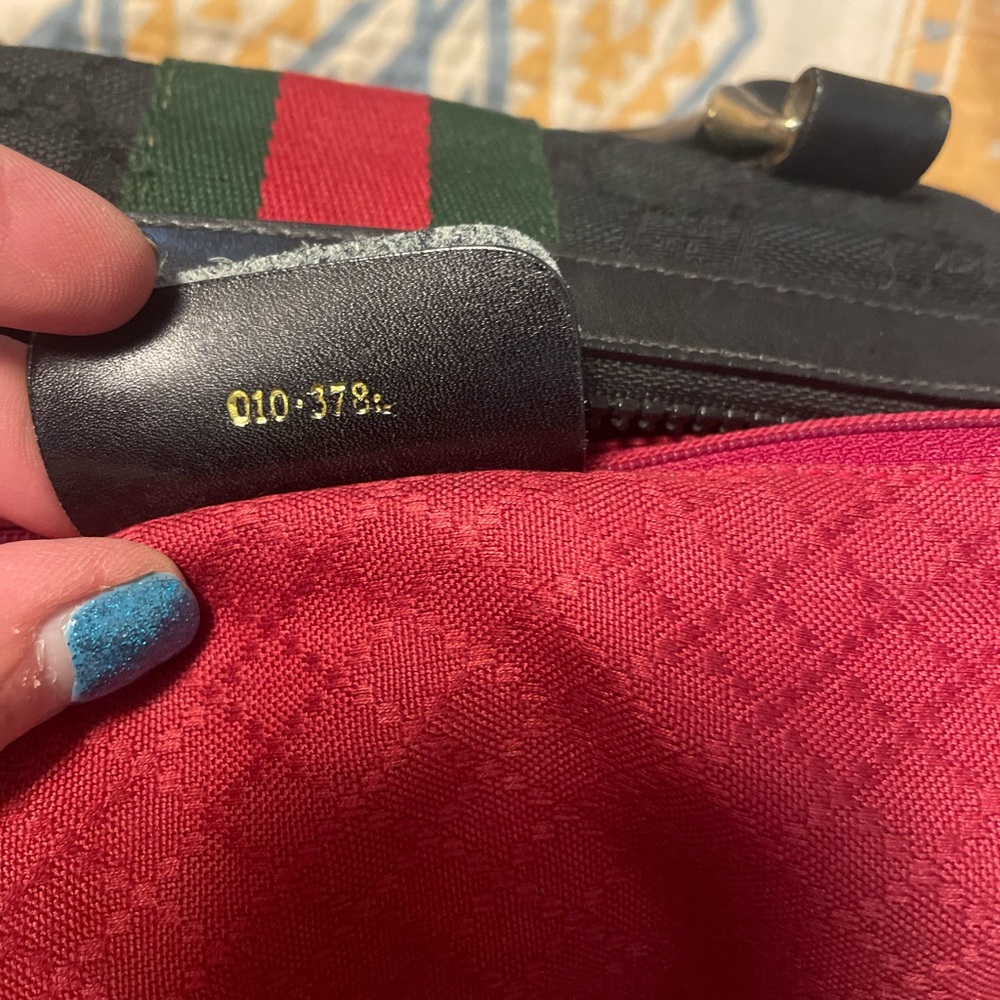 GUCCI - Boston Bag with iconic Sherry Line logo - Picture 11 of 16